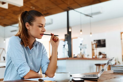 Studieren und Arbeiten: 4 Tipps, wie wir beides managen
