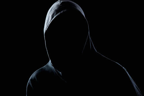 Woher kommt die Gewalt einer aggressiven Person?