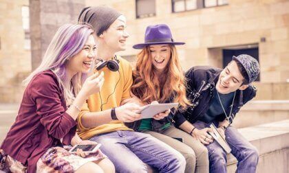 Späte Adoleszenz: Ein immer häufiger auftretendes Phänomen