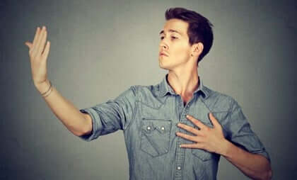 Ultracrepidarianism: Ewige Besserwisser, die trotz ihres Unwissens immer ihre Meinung kundtun müssen