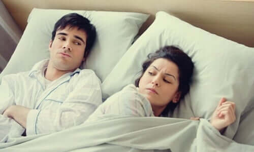 Besorgt oder wütend ins Bett gehen - eine schlechte Angewohnheit