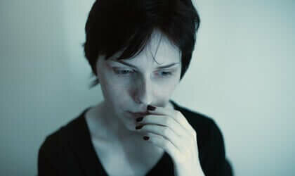 Zu viel Bescheidenheit: ein Zeichen von Hemmung