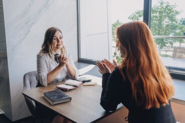 "Erzählen Sie etwas über sich": Wie du in einem Vorstellungsgespräch antwortest