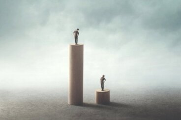 Das Experiment von Collins: Welche Folgen hat der Vergleich mit anderen?
