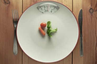 Extreme Promi-Diäten und die Auswirkungen auf die psychische Gesundheit von Frauen