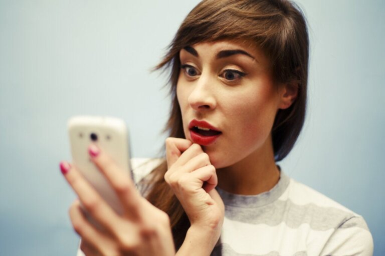 Warum teilen wir falsche Informationen in den sozialen Medien?