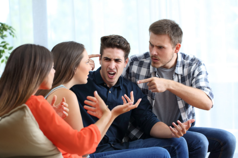Politik, Fußball und Religion: Warum sie für hitzige Debatten sorgen