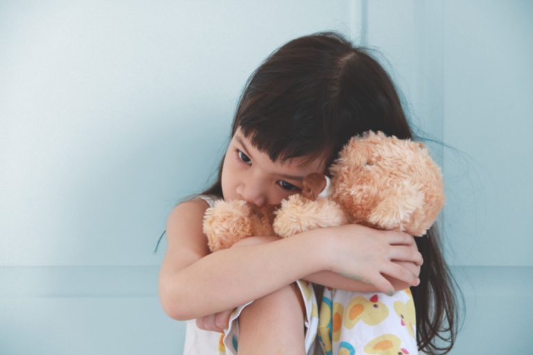 Das Verlassenheitstrauma und die Wunden der Adoption