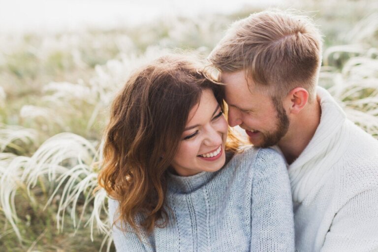 Die Sprache der Liebe: So zeigst du deine Zuneigung
