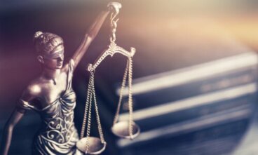 Der Mythos von Themis, der Göttin der Gerechtigkeit