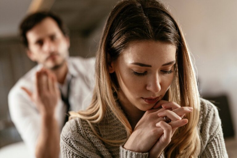 3 Arten der emotionalen Entwertung, die du nicht tolerieren darfst