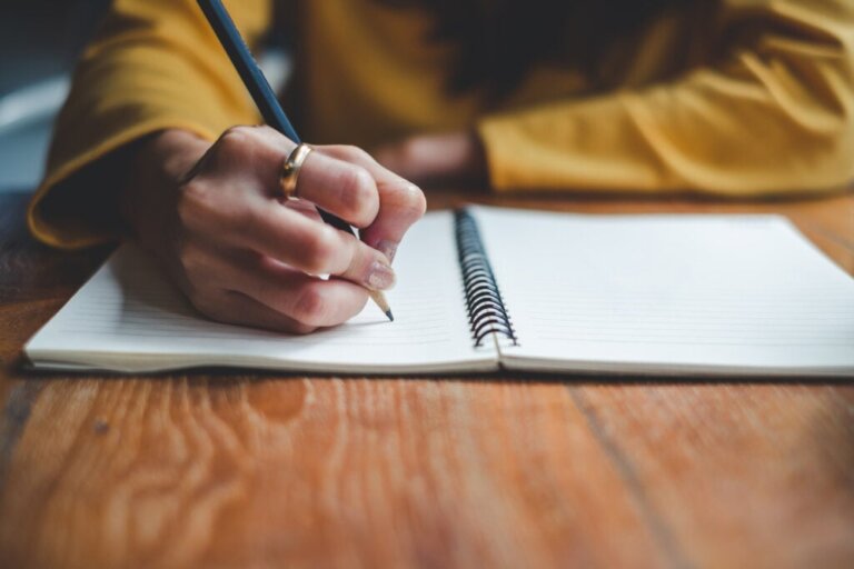 Journaling für innere Klarheit über deine Gefühle
