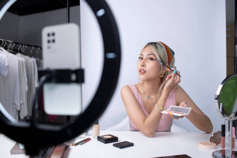 Wie beeinflussen Moden die Gesellschaft?