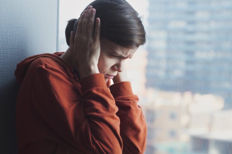 Menschen mit Trauma, die Stimmen hören