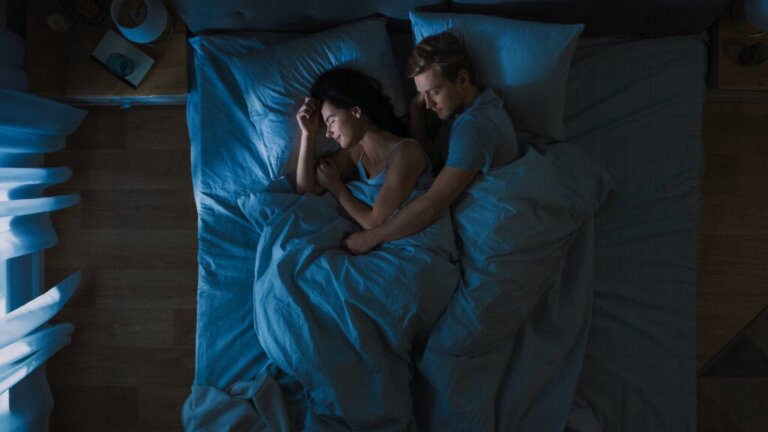 Sexsomnia: Psychische Störung, die zu Sex im Schlaf führt