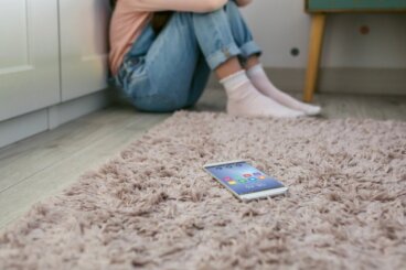 Warum machen soziale Netzwerke Menschen unglücklich?