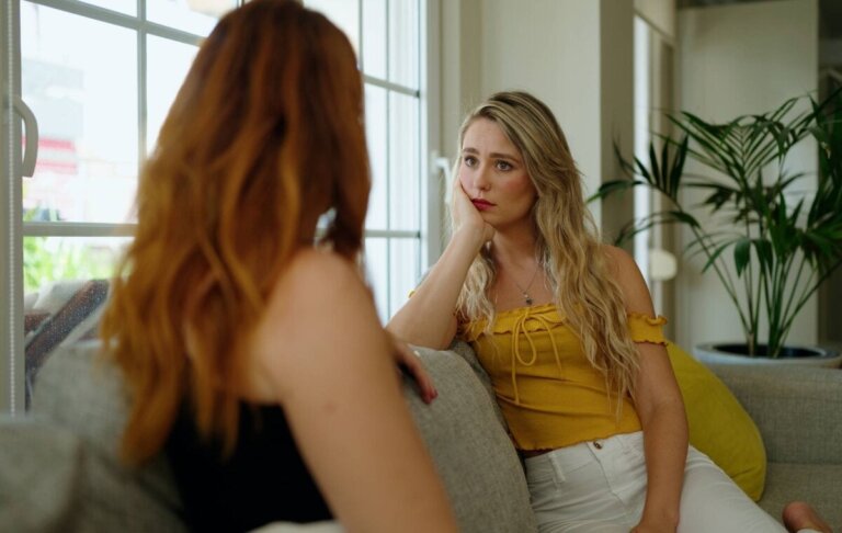 Freundschaft in der Krise: 7 hilfreiche Tipps