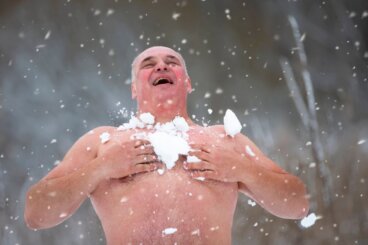 Frostige Stimmung: Wie sich Kälte und Psyche gegenseitig beeinflussen