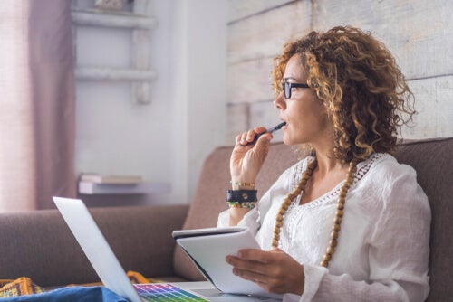 9 Schreibtechniken zur Entfaltung deiner Inspiration