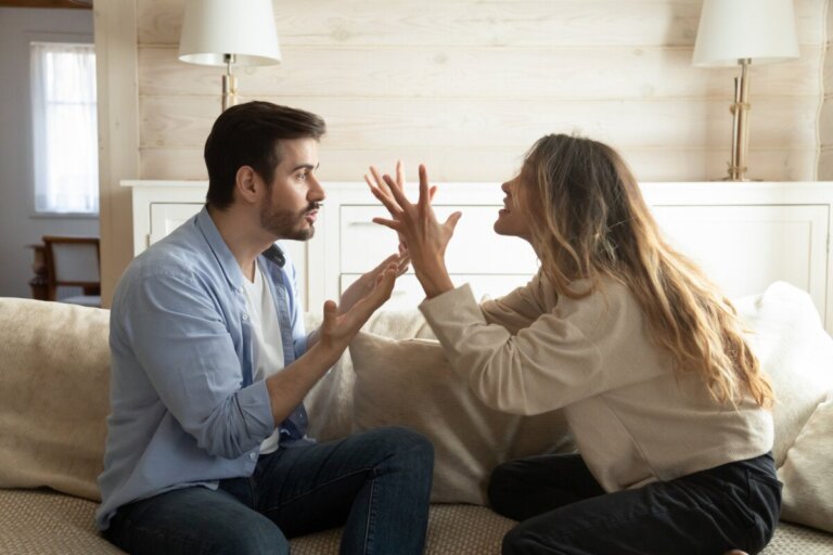 Konflikte entschärfen: 5 Tipps zum Umgang mit wütenden Menschen