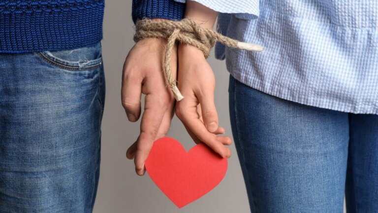 Beziehung im Schnellverfahren: Die Risiken des Apocalypsing