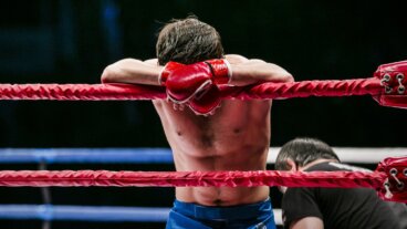 Überwinde Rückschläge: Strategien für persönliche Stärke und Wachstum