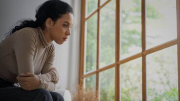 Emotionalen Fesseln: Warum das Verlassen des Partners so schwerfällt