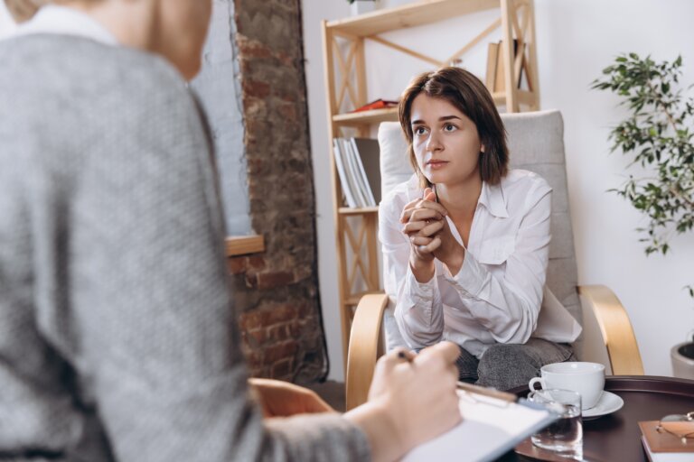 Warum INFJs oft als "einfühlsame Zuhörer" wahrgenommen werden