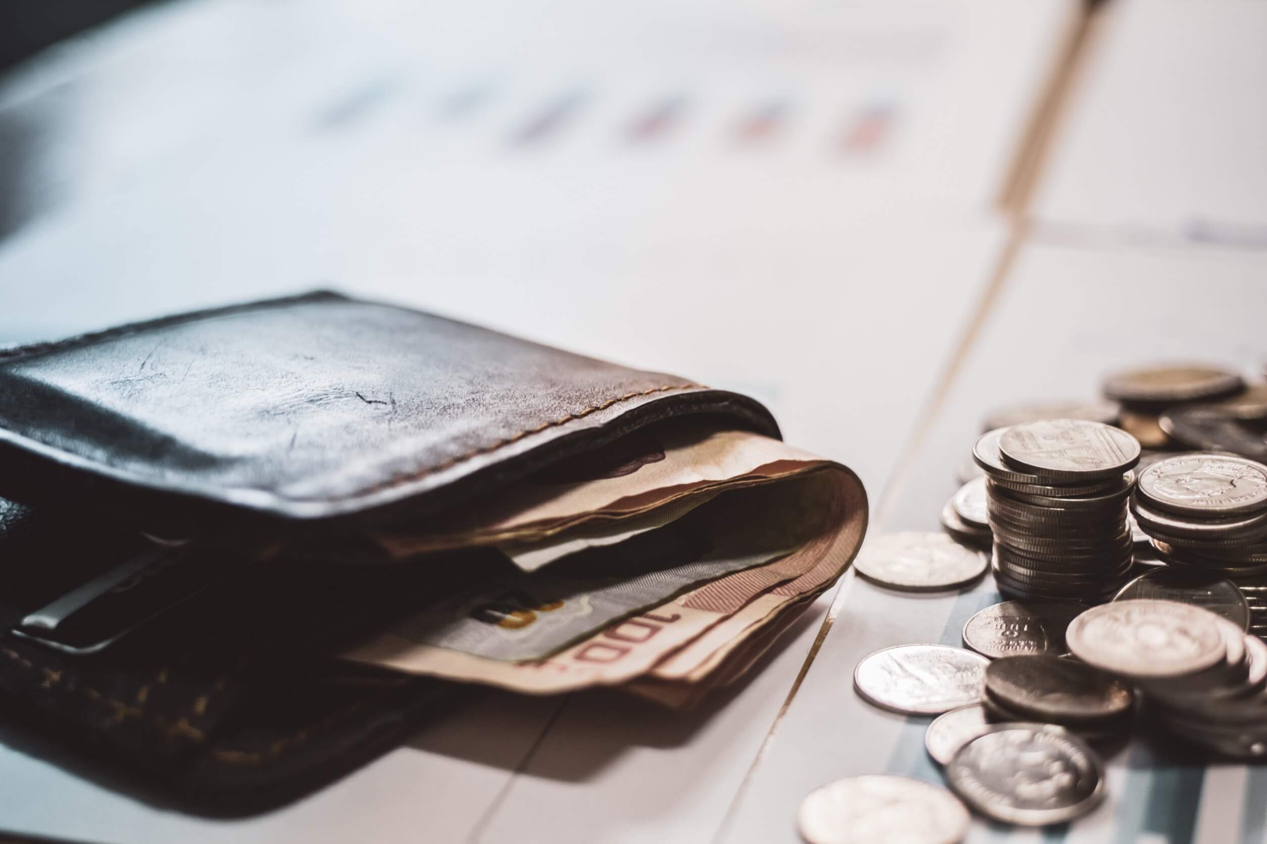 money mindset - brieftasche mit geld