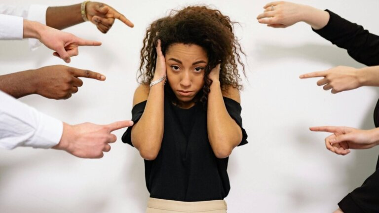 Gefangen in der Opferrolle: Ursachen und Auswege